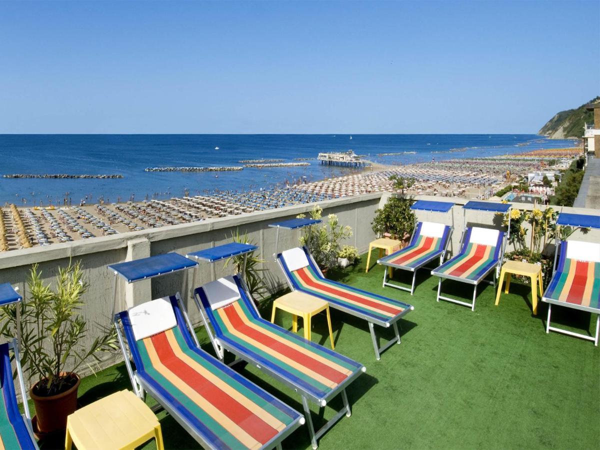 Hotel Alba Gabicce Mare Esterno foto