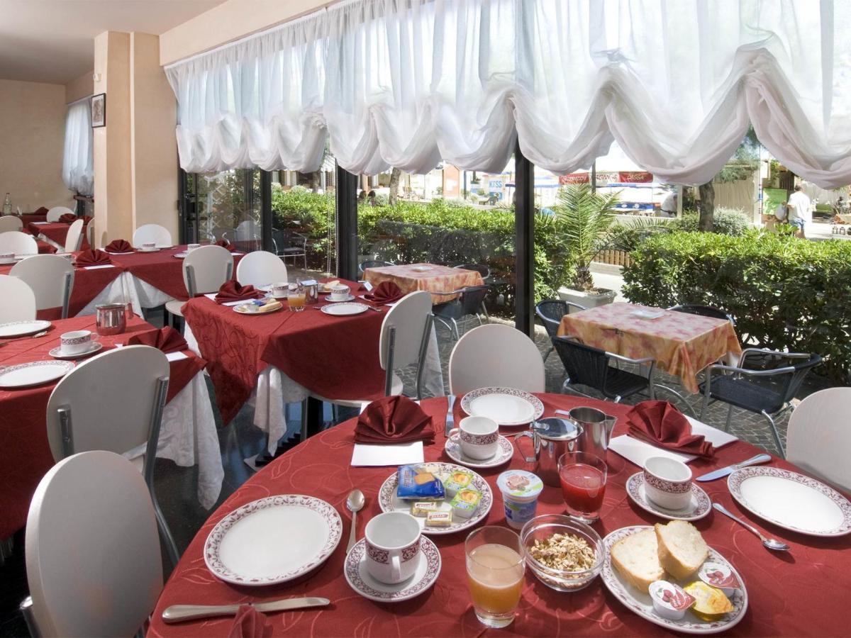Hotel Alba Gabicce Mare Esterno foto