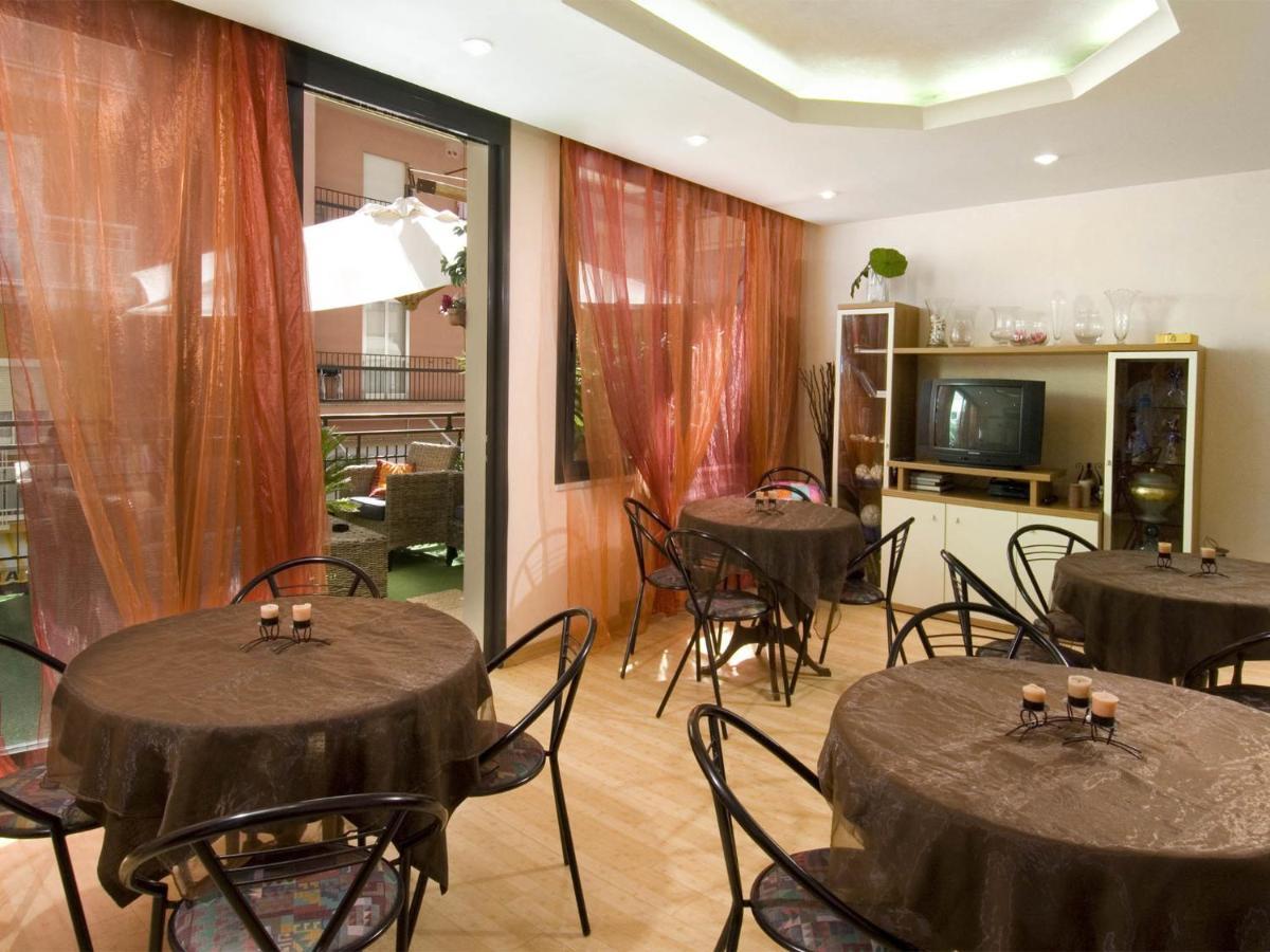 Hotel Alba Gabicce Mare Esterno foto