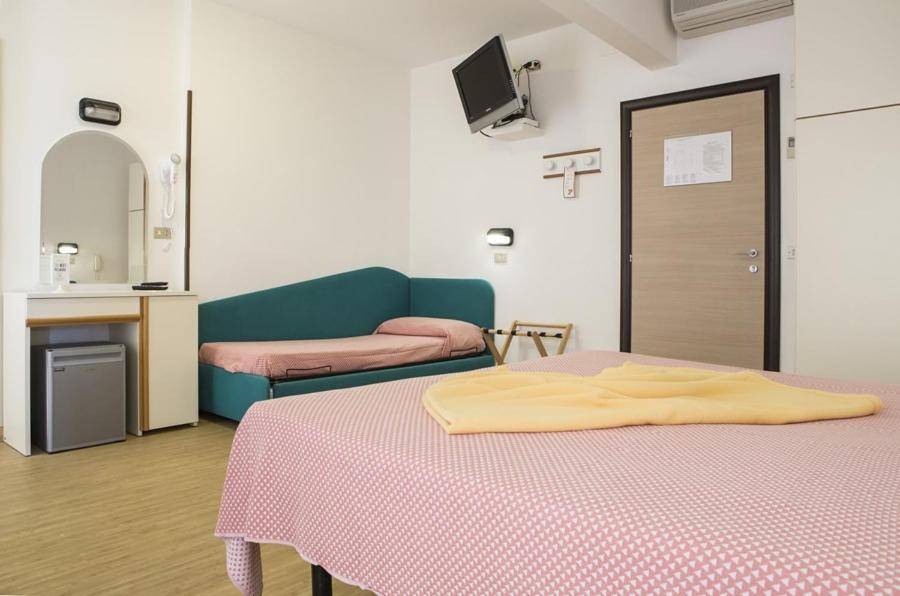 Hotel Alba Gabicce Mare Esterno foto