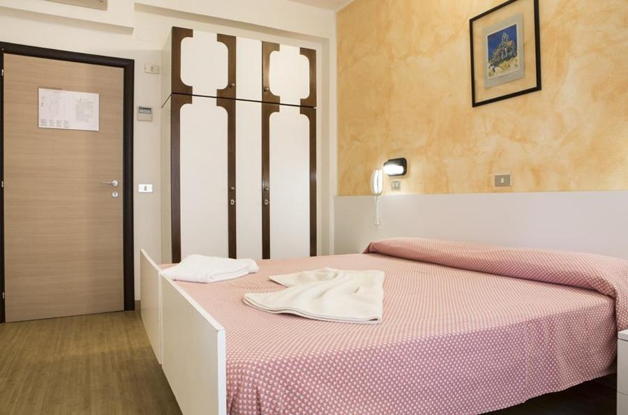 Hotel Alba Gabicce Mare Esterno foto
